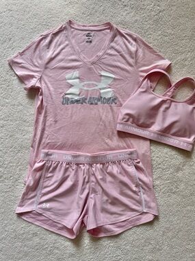 Under Armour shorts shirt sports bra Set light pink size Medium